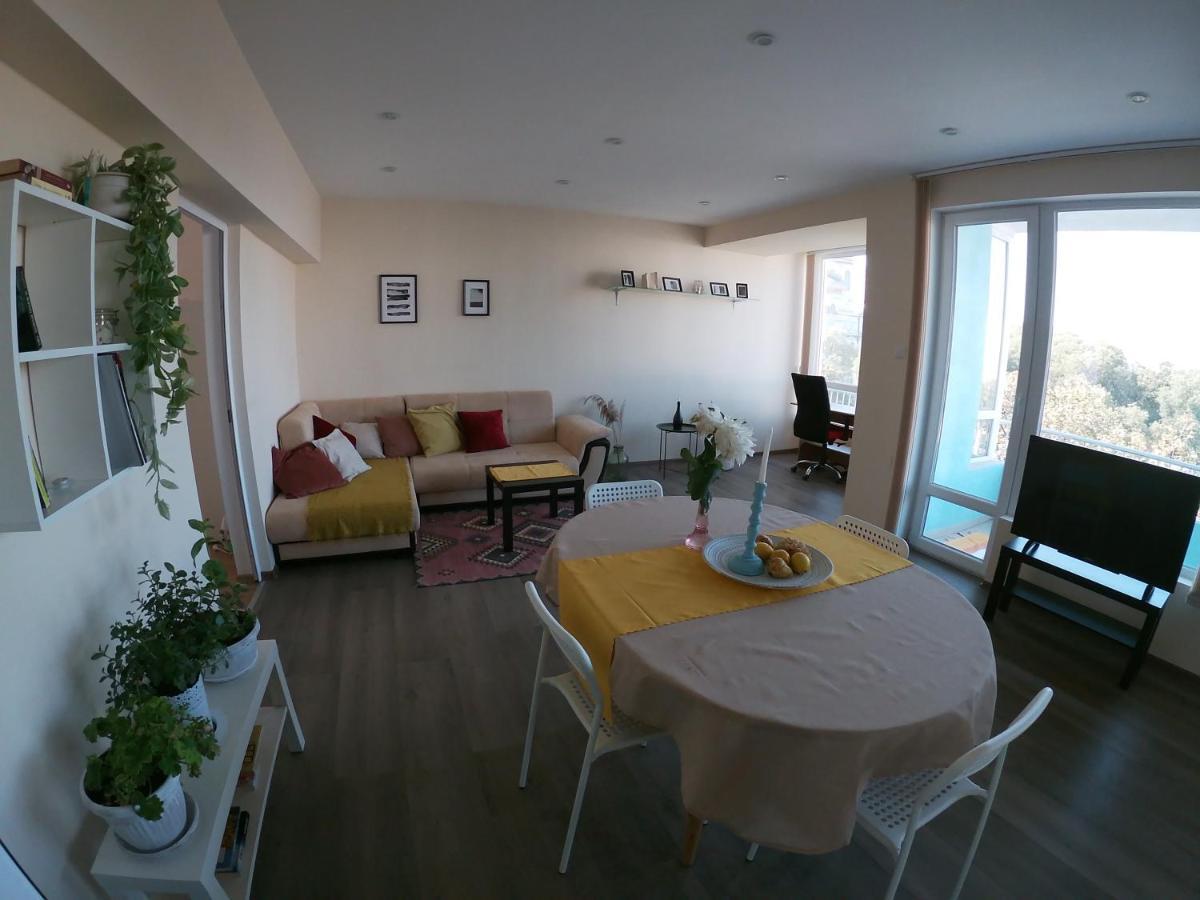 By The Cathedral - Center - 2 Bedroom Flat Apartment