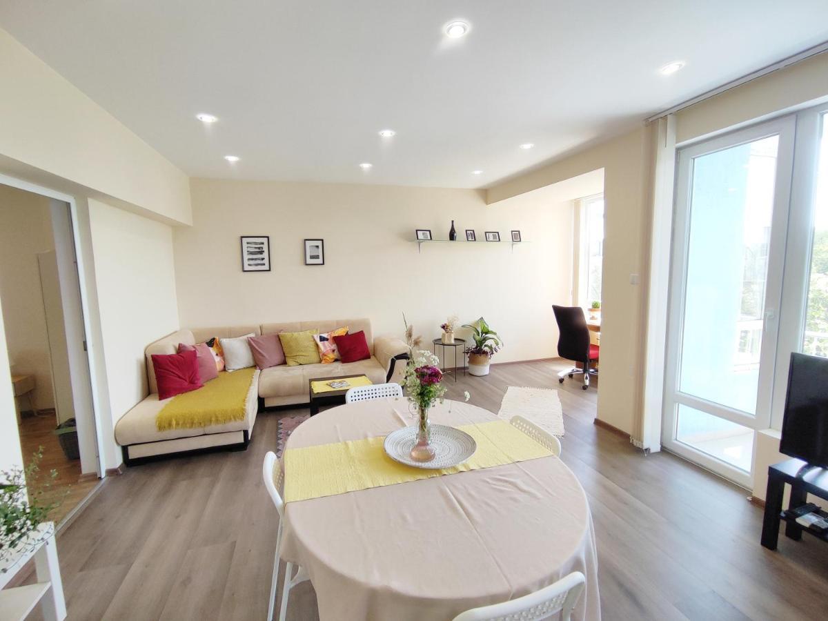 By The Cathedral - Center - 2 Bedroom Flat Varna
