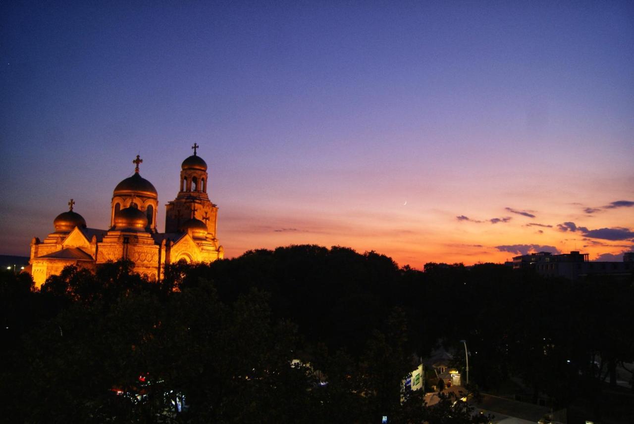 Apartment By The Cathedral - Center - 2 Bedroom Flat Varna