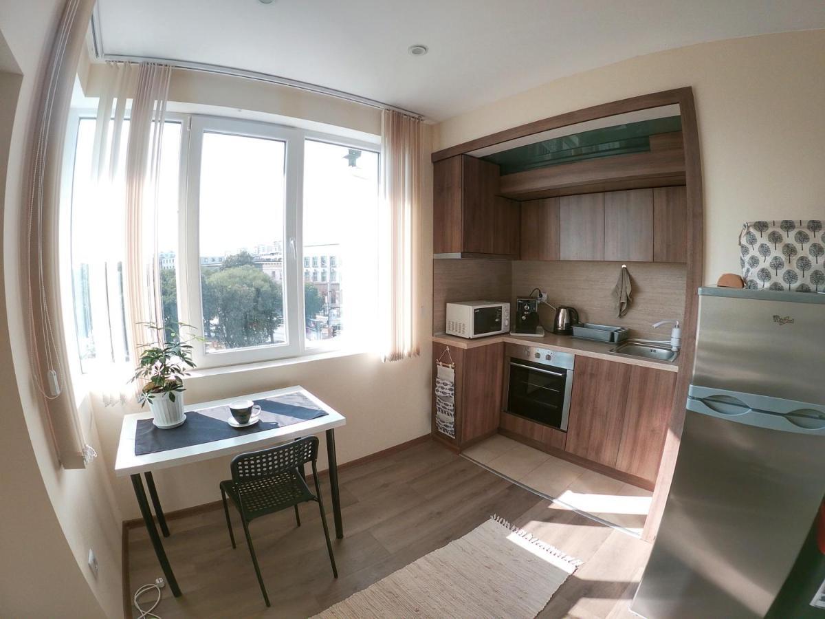 By The Cathedral - Center - 2 Bedroom Flat Apartment *